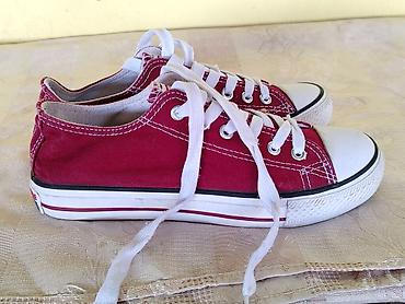 patike starke: Zenske converse all star patike,novo-500 dinara Nekoriscene Material — 1