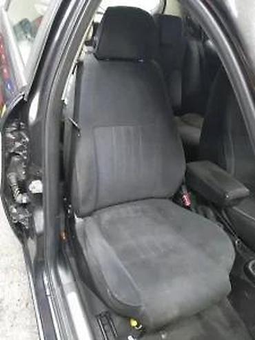 Sedišta: Alfa Romeo 147 sedista 5v. Alfa Romeo 147 sedista 5v Originalni delovi — 4