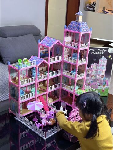 переносные дома: Большой домик для кукол