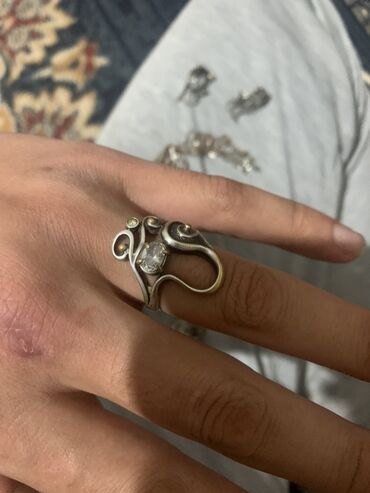 Серебряные кольца: Кольца (набор) 1) Женское кольцо с фиолетовым камнем Женские кольца — 5