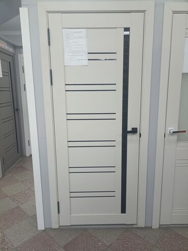 Межкомнатные двери: Межкомнатная дверь из сосны с горизонтальными вставками черного цвета at lalafo.kg — 9 Межкомнатные двери: Межкомнатная дверь из сосны с горизонтальными вставками черного цвета — 9