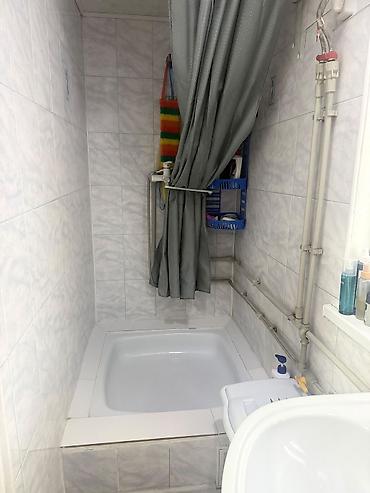 Продажа коттеджей и домов: 3 комнаты, 70 м², 5 соток, Бишкек — 17
