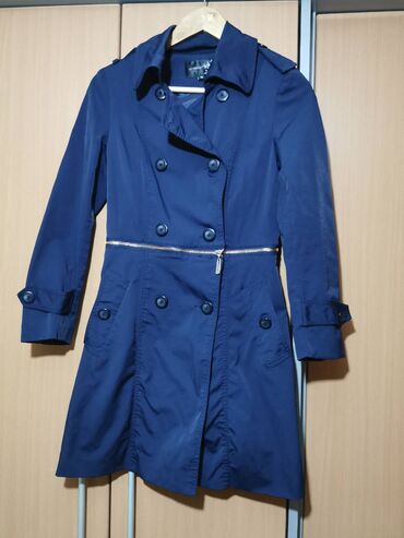 kratka zimska jaknica: S (EU 36), Bez postave, Jednobojni, bоја - Svetloplava