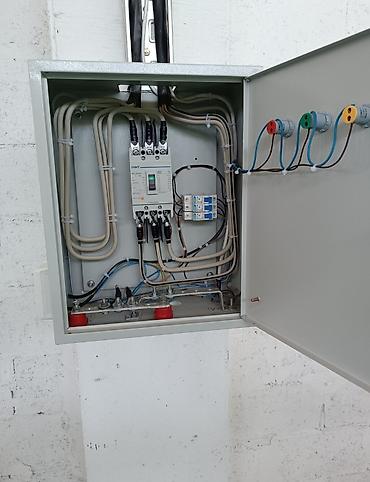 Электрики: Электрик | Монтаж проводки, Подключение электроприборов, Монтаж розеток Больше 6 лет опыта — 28