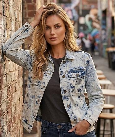 levis belgrade: Ženska teksas jakna – izbeljeni “acid wash” izgled - Model: klasična — 1