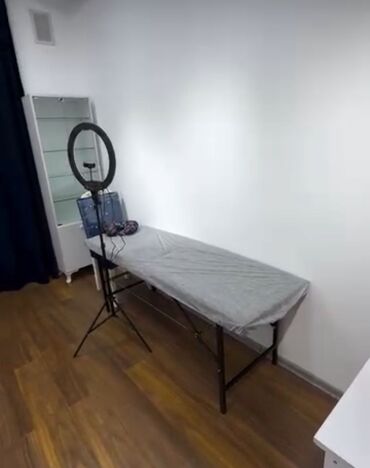 недвижимость в кусарах: Şəhərin mərkəzində yerləşən bu kommersiya məkanı ofis, gözəllik