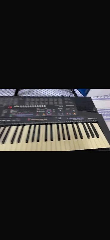 Синтезаторы: Синтезатор Yamaha PSR-410 - 61 полноразмерная клавиша - Встроенные — 3