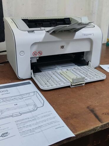 оригинальные расходные материалы apc цветные картриджи: Лазерный принтер HP LaserJet P1005 - Черно-белая лазерная печать