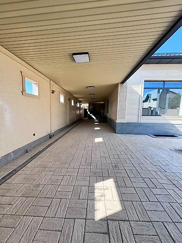 Продажа коттеджей и домов: 6 комнат и более, 320 м², 5 соток, Бишкек, Арча-Бешик ж/м Агентство недвижимости — 21