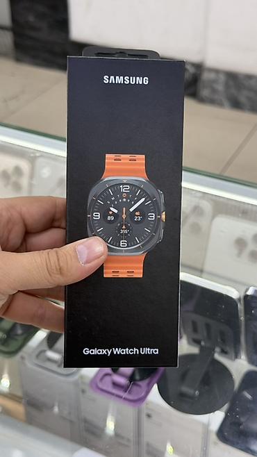 aplle 11: Samsung Galaxy Watch Ultra - Дисплей: круглый AMOLED с высоким — 4