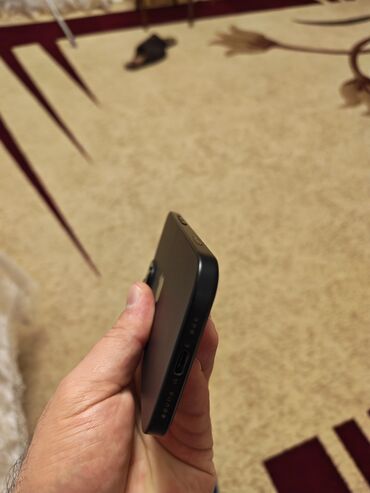 Apple iPhone: IPhone 15, 128 GB, Qara — 5