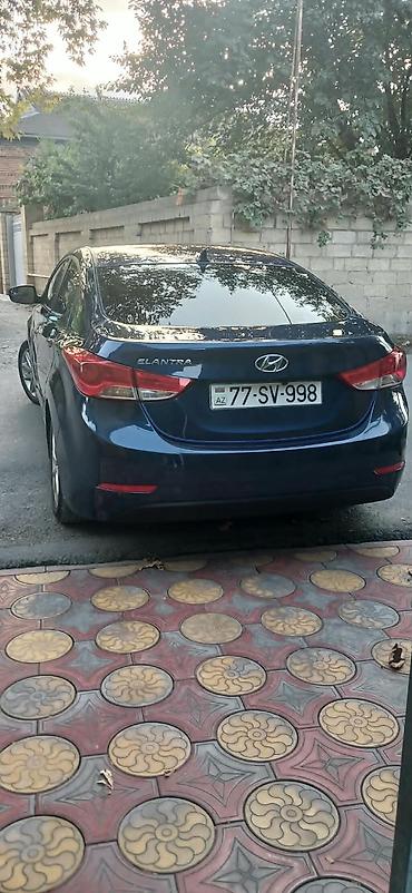 Hyundai: Hyundai Elantra: 1.8 l | 2014 il Sedan — 5