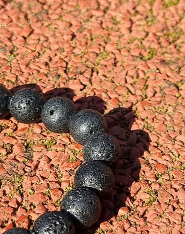 Narukvice: Kalist kamene brojanice od vulkanske lave, ručno rađene s blagoslovom — 4