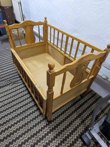 детские кроватки с дерева: Продаю детский манеж. Состояние хорошее