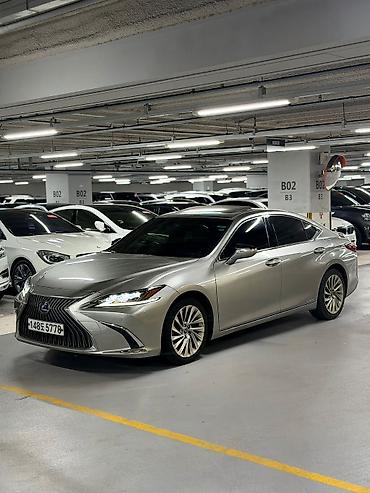 Lexus: Lexus ES: 2020 г., 2.5 л, Гибрид — 1