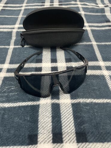 портмоне мужское цена бишкек: Продам вело очки беговые очки солнцезащитные