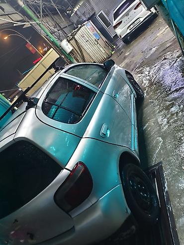 тайота вита: Toyota Yaris: 2001 г., 1.3 л, Механика, Бензин, Хэтчбэк — 5