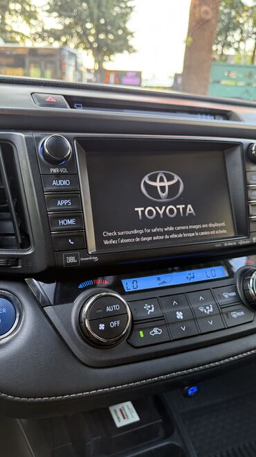 Toyota: Toyota RAV4: 2017 г., 2.5 л, Гибрид, Внедорожник — 11