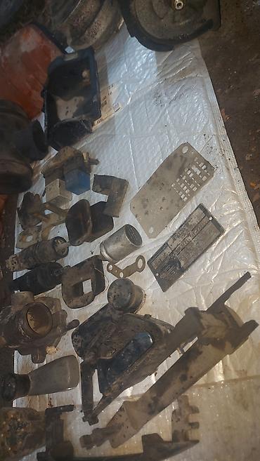 Другие детали салона: W124 Ешка
мелочи разные
цены от 200 сом
уточняйте по Ватсаппу — 14