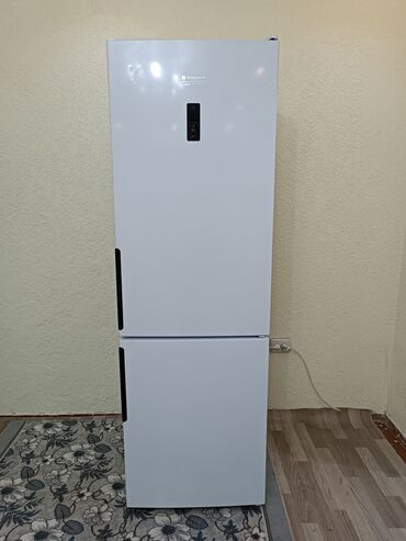 холодильник для рыбы: Холодильник Hotpoint Ariston, Б/у, Двухкамерный, No frost, 60 * 195 * 60