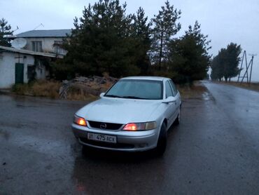 ниссан марч авто: Opel Vectra: 1998 г., 1.8 л, Механика, Бензин, Седан