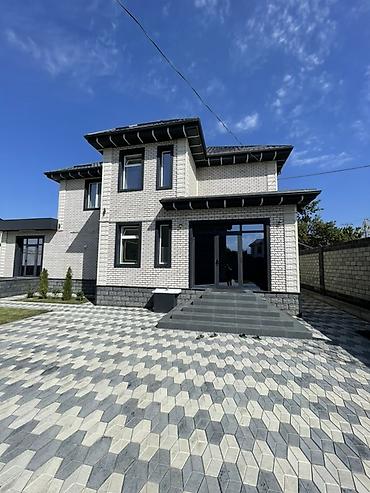 6 комнат и более, 222 м², 6 соток, Бишкек, Ак-Орго ж/м Собственник