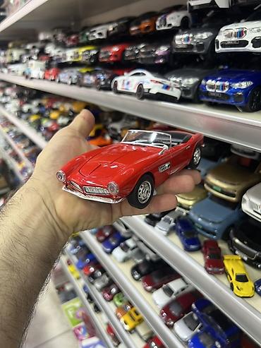 plaka: BMW die-cast model avtomobilləri – kolleksiya üçün detallı — 7