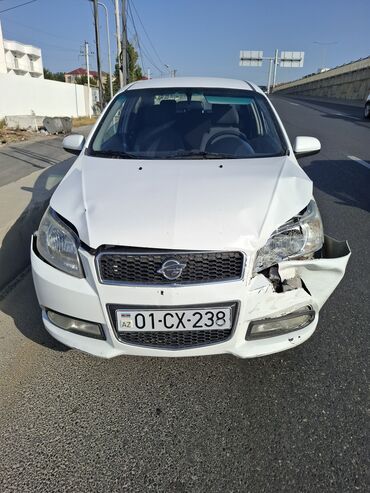 byd masin: Ravon Nexia: 1.5 l | 2017 il 226 km Sedan