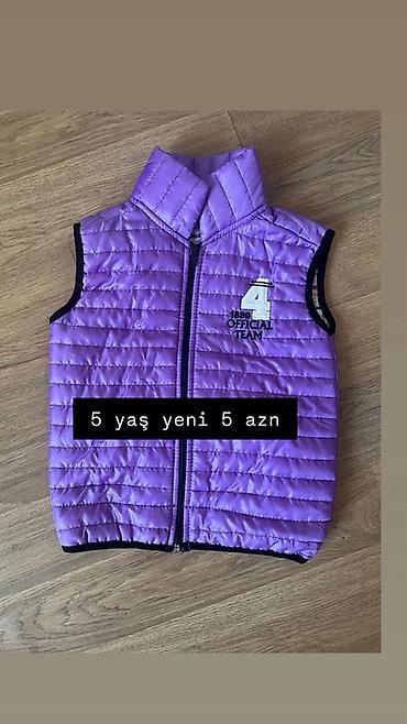 Yumşaq oyuncaqlar: - Yumşaq oyuncaqlar dəsti: açıq şaftalı rəngli ayıcıq (boğazında mavi — 2