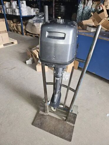 Vodeni sportovi: Motor za camac 600 — 12