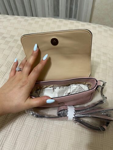 Çantalar: Çiyin çantası, Guess, Yeni — 8