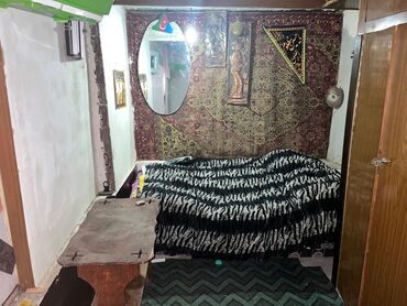 Köhnə tikili: Neftçilər metrosuna 5 dəqiqəlik məsafədə ev satılır(2 ev)1 otaq 3-ə -da lalafo.az — 19 Köhnə tikili: Neftçilər metrosuna 5 dəqiqəlik məsafədə ev satılır(2 ev)1 otaq 3-ə — 19