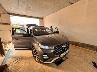 машину в рассрочку купить: Chery Tiggo 7 Pro в темно-сером цвете — это стильный и мощный