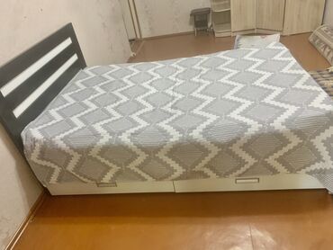 люльки для новорожденных: Двуспальная кровать, Б/у, С матрасом, длина - 195 см