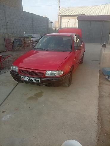 Продажа авто: Opel Astra: 1998 г., 1.4 л, Механика, Бензин, Седан — 1