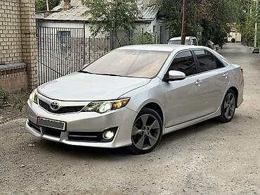Toyota Camry: 2012 г., 3.5 л, Автомат, Бензин, Седан