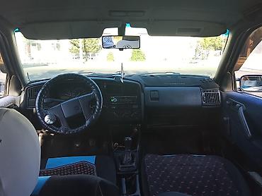 pass: Volkswagen Passat: 1993 г., 1.8 л, Механика, Бензин, Универсал — 5