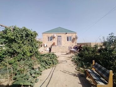 evlerin satlsl: 4 otaqlı, 100 kv. m, Təmirsiz