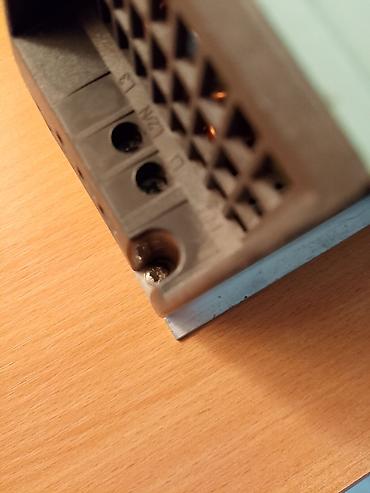 kosovka devojka goblen: Frekventni pretvarač Siemens SINAMICS G110 model 6SL3211-0AB17-5BA1 — 5