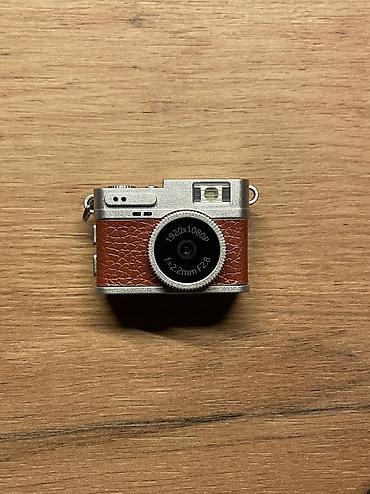mini led: Mini 1080P Kamera – retro fotokamera Xüsusiyyətlər: - Video çəkilişi — 4