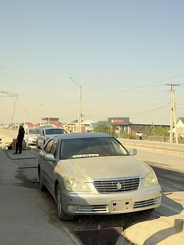 byd фара: Toyota Crown: 2004 г., 3 л, Седан — 4