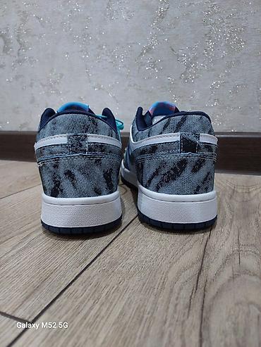 vol: Мужские кроссовки, 39.5, 40, Air Jordan, Новый, цвет - Белый, Самовывоз — 2