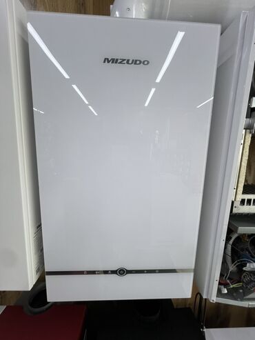 Отопление и нагреватели: Настенный газовый котел Mizudo белого цвета. Компактный дизайн с