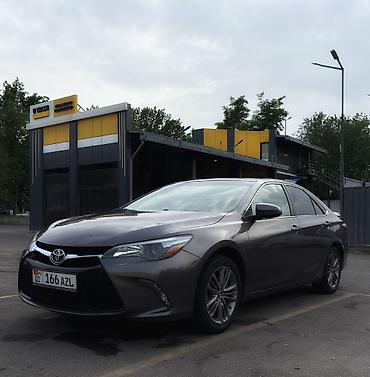Toyota: Toyota Camry: 2017 г. — 9