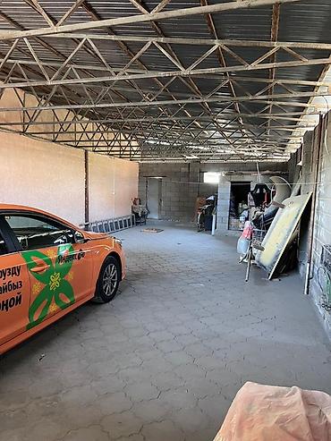 Продажа складов и мастерских: Продается капитальное здание с большим крытым двором - Тип объекта — 5