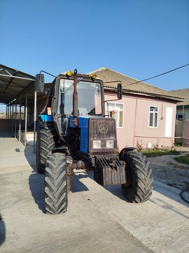 ot biçən traktor: Traktorlar