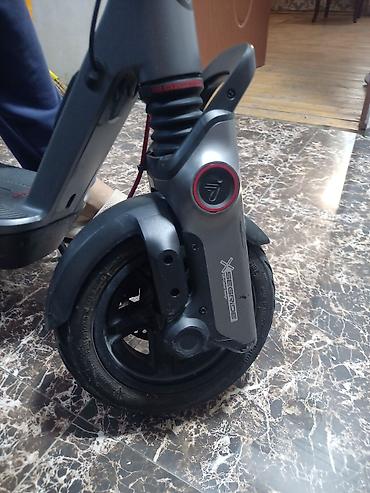 Elektrik nəqliyyatı: Segway Ninebot F3 elektrik skuter Texniki xüsusiyyətlər: - Mühərrik — 3