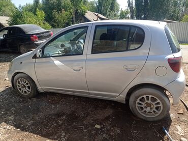 kia morning дверь: Toyota Vitz: 2000 г., 1 л, Автомат, Бензин, Хэтчбэк