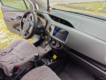 Toyota: Toyota Yaris: 1.4 l. | 2015 έ. Χάτσμπακ — 7