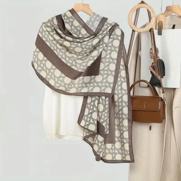 Šalovi: Ženski šal

Cena 1600din
Poručuje se,isporuka za nekoliko dana — 30